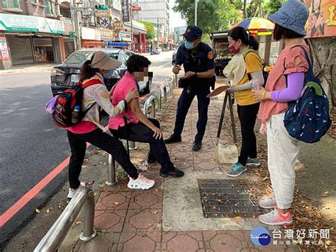 婦人微解封出遊中暑不適 警即時伸援 台灣好新聞 Line Today