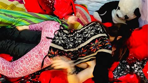 I Love It When My Lesbian Girlfriend Uses Double Dildo XNXX