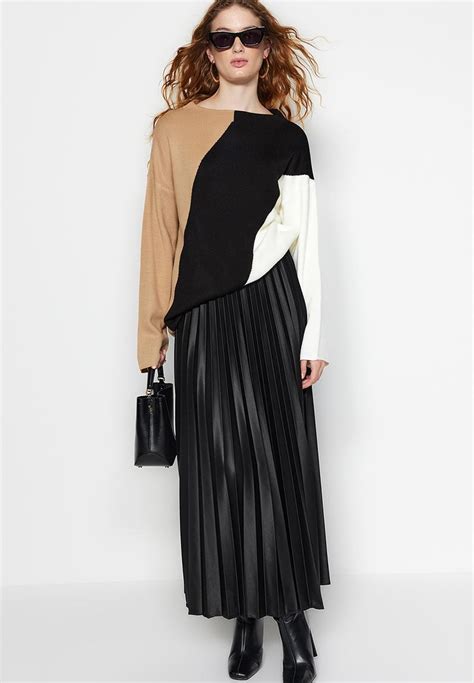 Pleated Woven Skirt Black Trendyol Skirts Superbalist