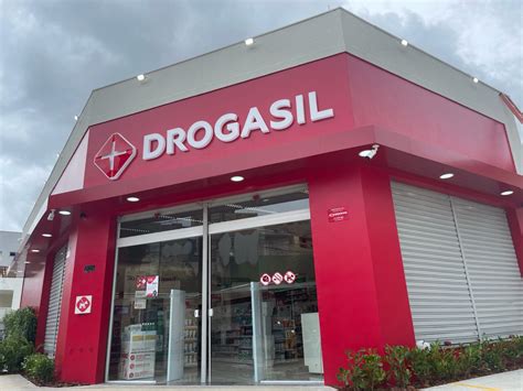 Drogasil inaugura sua 3 000ª unidade no Ceará