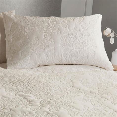 Serene Home Avery Pinsonic Damask Duvet Cover Set In Natural Studio