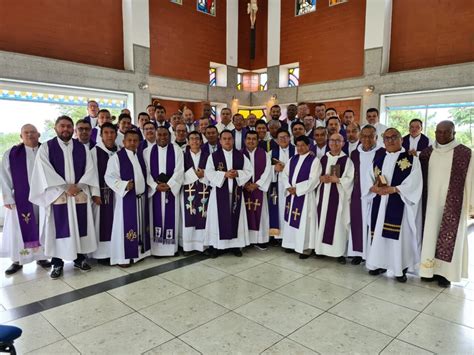 Sacerdotes De La Arquidiócesis De Popayán Se Preparan Para Participar En Retiro Espiritual