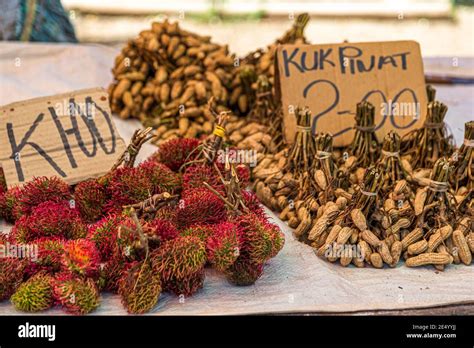 Stadt Buka Fotos Und Bildmaterial In Hoher Aufl Sung Alamy