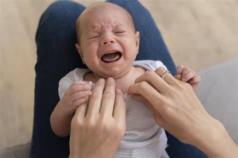 Como Acalmar O Bebê Mamãe Antenada Com Amor