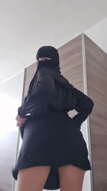 Would You Let Me Twerk On That Cock Of Yours Hijabi