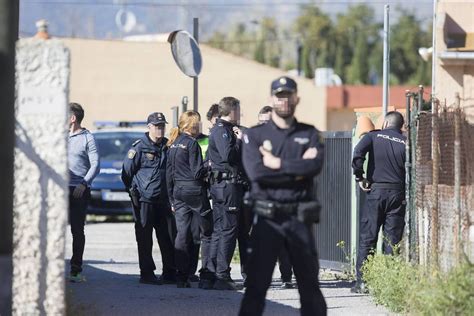 Fotos Un Maltratador Mata A Cuchilladas Al Padre Y Hiere A La Hija De