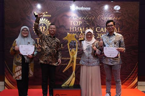 PT Bukit Asam Sukses Raih Dua Penghargaan Di Ajang TOP Human Capital