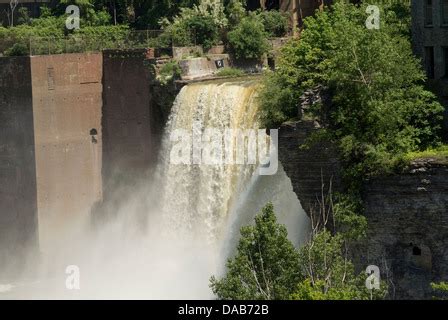 Waterfall On Genesee River In Letchworth State Park NY Stock Photo Alamy