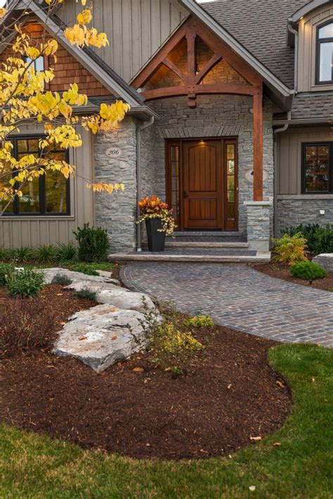 15 Enticing Rustic Entrance Designs That Will Tempt You To Go In