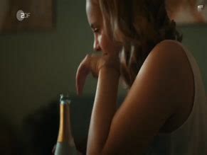 Paula Hartmann Nude Aznude