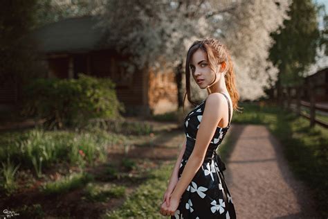 Sunlight Women Model Portrait Nature Blue Dress Brunette Grass