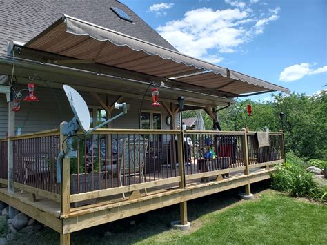 Retractable Awning | Roll-Out Awning | Appleton, WI