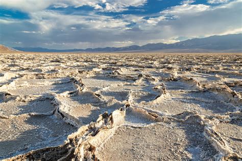 Death Valley National Park Geology | Rock & Gem Magazine