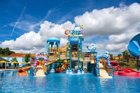 wonderland water park ticket  phan thiet klook
