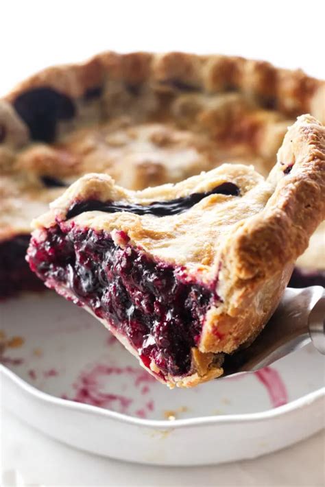 Best Mixed Berry Pie Recipe Easy Homemade Atonce