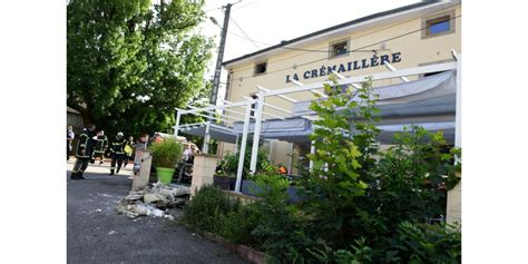 Vosges Le four à pizza sembrase dans un restaurant de Bainville aux