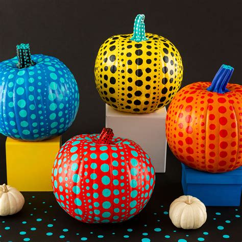 How To Paint A Yayoi Kusama Inspired Polka Dot Pumpkin For Halloween