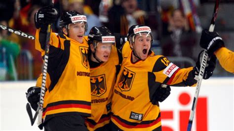 Eishockey Wm Deutschland Zittert Sich Ins Halbfinale Der Spiegel