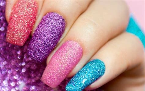 15 ideias de unhas decoradas para o Carnaval 2024 Ponta Porã Informa