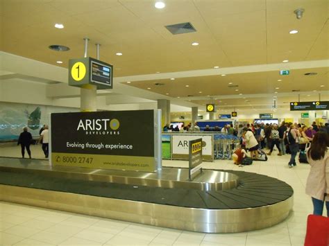 Paphos Airport Arrivals | Paphos Airport