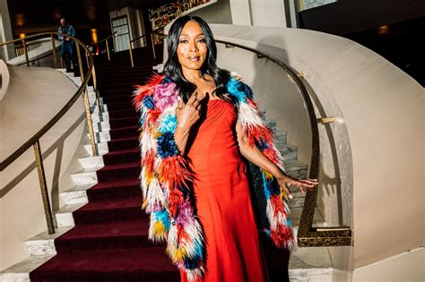 What Angela Bassett Wore To The Opera The New York Times