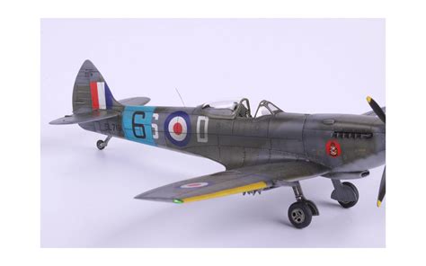 Spitfire Mk XVI Bubbletop ProfiPack Edition Eduard 70126