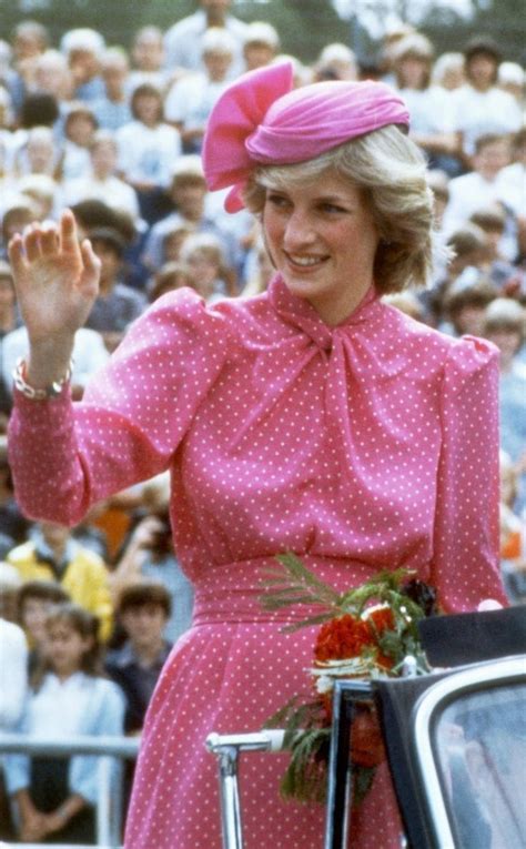 Pin De Princess Diana And Celebrities En Diana Princess Of Wales