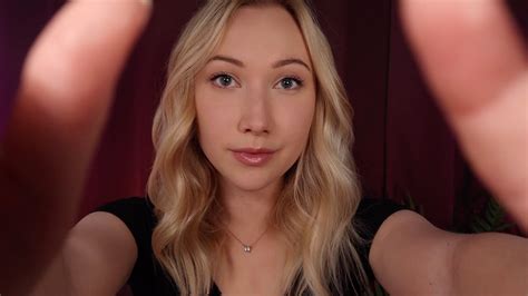 Asmr Fast Face Massage Up Close Hand Movements Face Pressing Finger