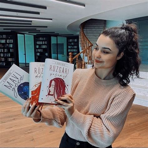 Kiraz Kübra Berk Kitap kulübü kitapları Klasik kitap kapakları