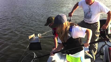 Trot Line Crabbing On The Wye River Youtube