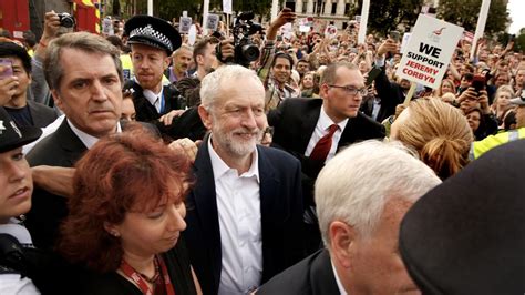 British Labor Party In Turmoil As Jeremy Corbyn Loses Confidence Vote Los Angeles Times