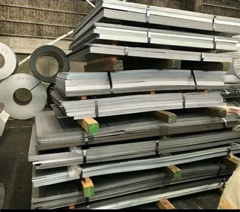 Steel Grade SS304 L Hot Rolled Stainless Steel Sheet 1 Mm At 285 Kg In Ahmedabad