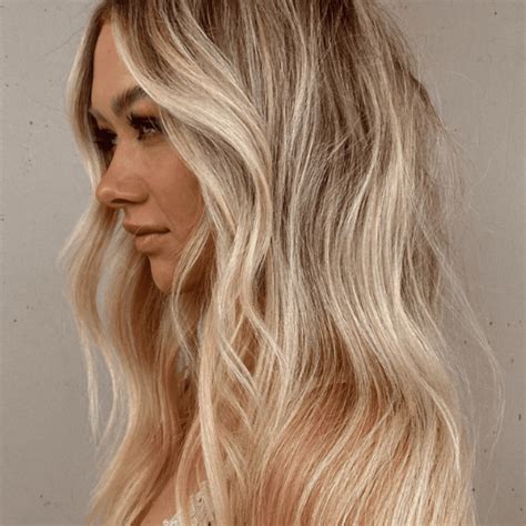 Mastering The Art Of A Stunning Blonde Hair Transformation GYS