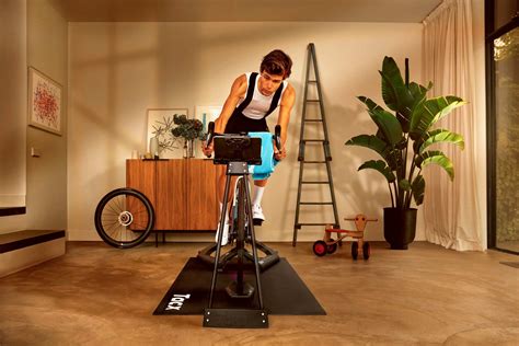 Tacx Neo 3M de Garmin un nouveau home trainer connecté avec mouvements