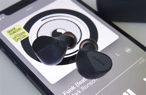 Jabra Elite Review Pickr