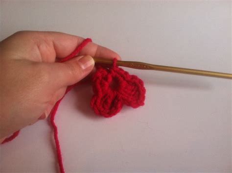 Crochet Heart Bookmark | ThriftyFun