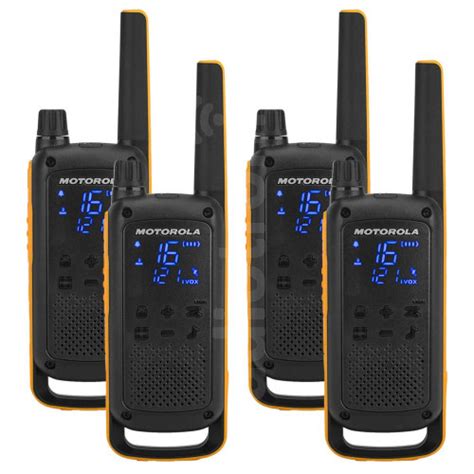 Motorola T Extreme Two Way Radios Walkie Talkies Quad Pack