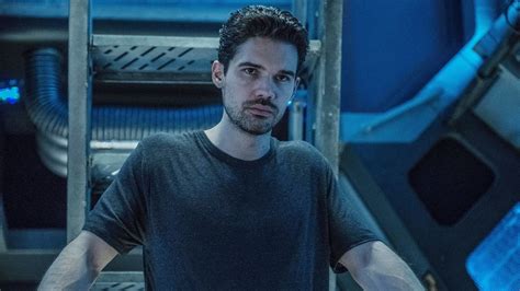 Actor Steven Strait Dishes On The Expanse - Exclusive Interview