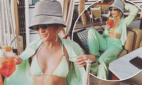 Bikini Clad Ashley Roberts Flaunts Her Incredible Figure In A Chic