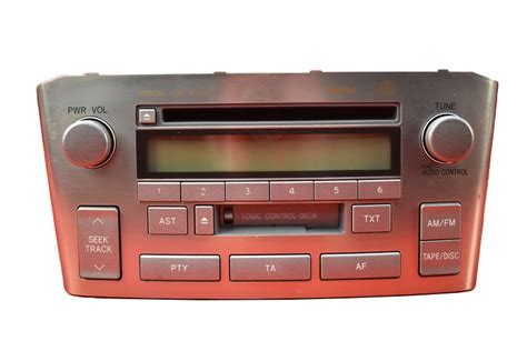 RADIO RADIOODTWARZACZ CD RDS TOYOTA AVENSIS T25 11105521570