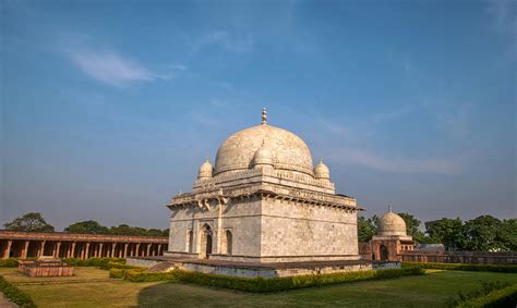 20 Places To Visit In Mandu Tourist Places And Top Attractions