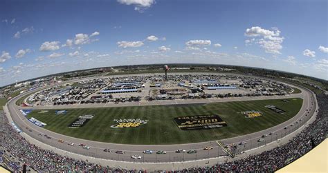 What to Watch: 2023 Kansas-1 | NASCAR