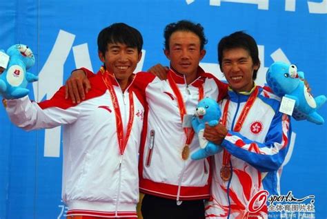 男子山地越野姬建华夺冠新浪图片