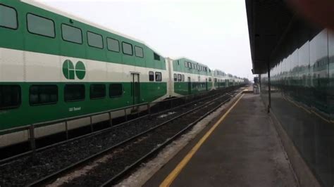 Eastbound Go Train With The 600 Leading Today Youtube