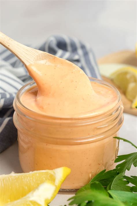 Spicy Sriracha Mayo Sauce Tastes Of Homemade