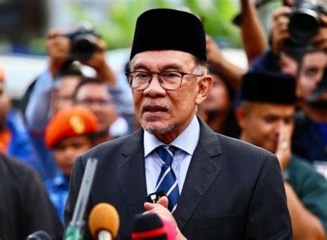 Presiden Jokowi Ucapkan Selamat Untuk Anwar Ibrahim Sebagai Pm Malaysia