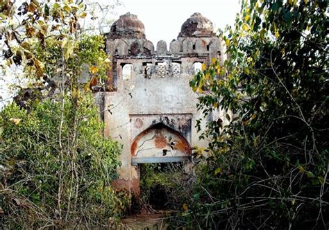 Explore Palamu Fort Daltonganj Jh