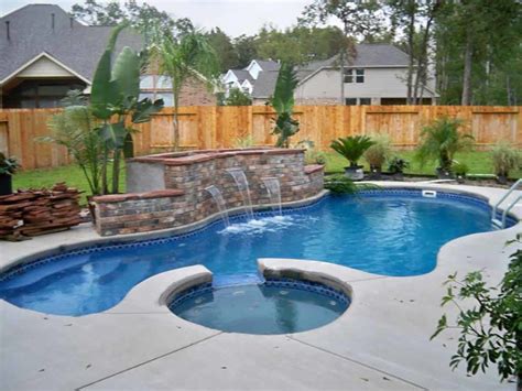 Laguna Deluxe Model 14 X 30 Pool Latham Pool