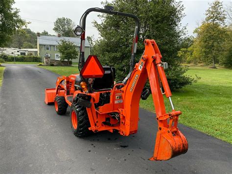 kubota bx tractor la loader bt backhoe commercial