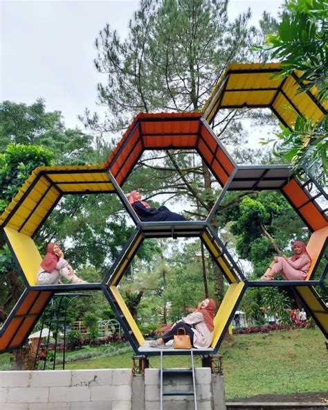 Kaliurang Park Botanical Garden Foto Dan Harga Tiket Masuk Wisata